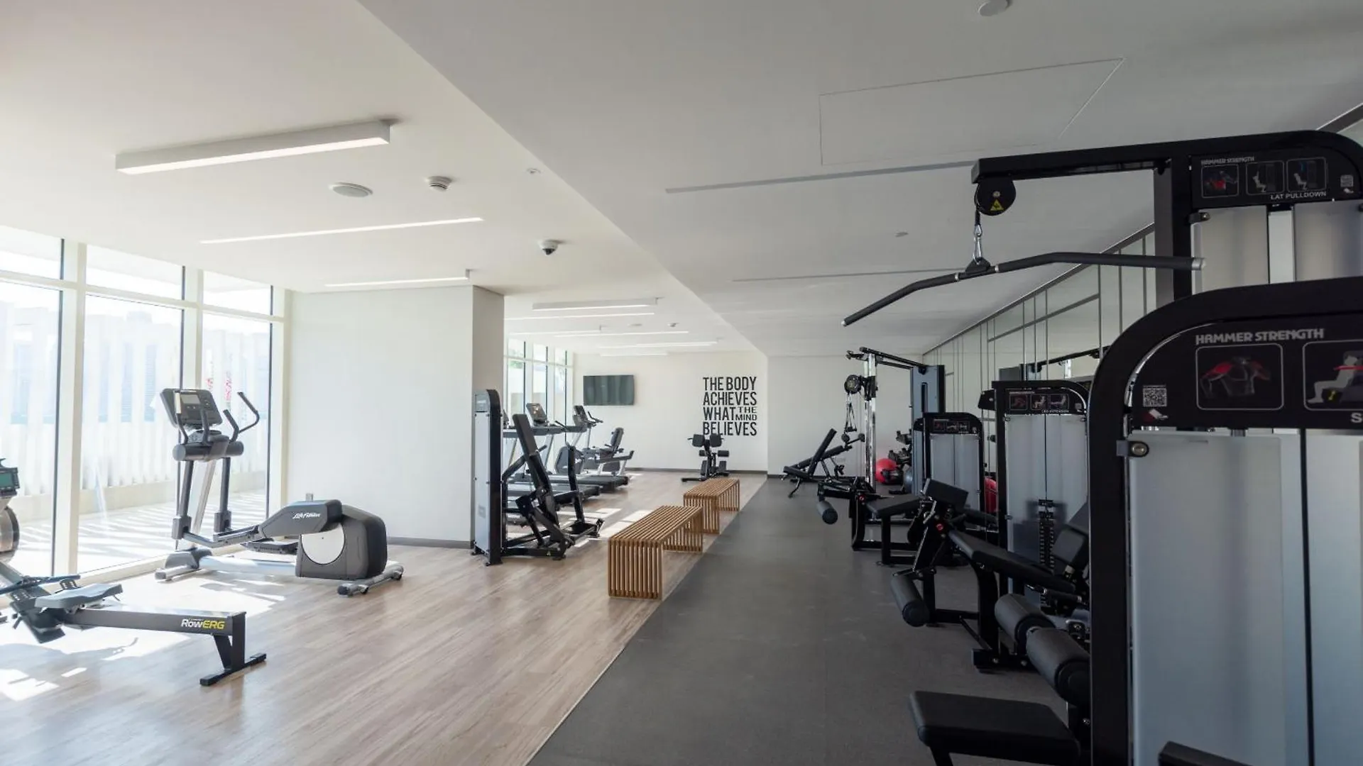 Vayk - Amazing 2 Bd In Emaar Beachfront With Beach Access 迪拜