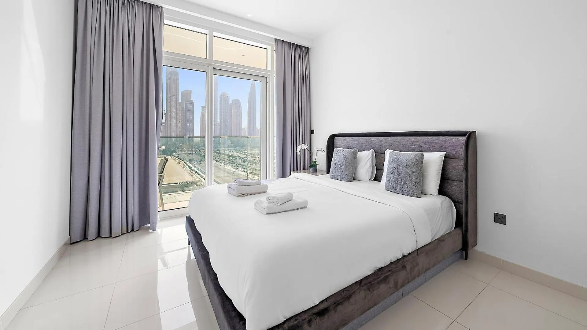 Apartment Vayk - Amazing 2 Bd In Emaar Beachfront With Beach Access Dubai