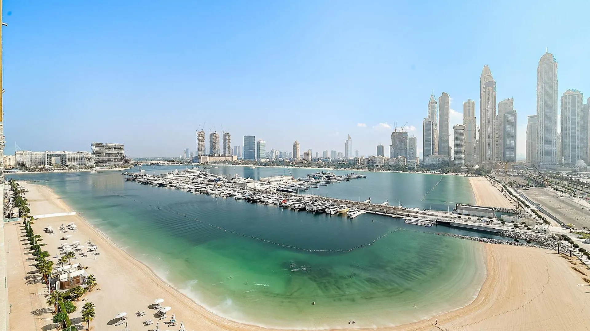 Vayk - Amazing 2 Bd In Emaar Beachfront With Beach Access Dubai Apartment